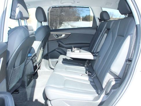 Used 2023 Audi Q7 3.0T Premium Plus image 15