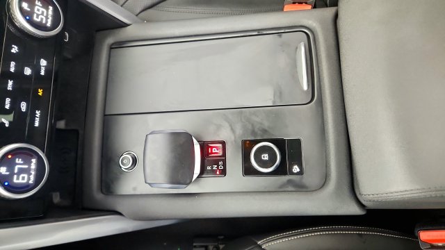 Used 2025 Land Rover Discovery S AWD/4WD image 70