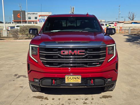 Certified 2024 GMC Sierra 1500 AT4 w/ Technology Package image 8