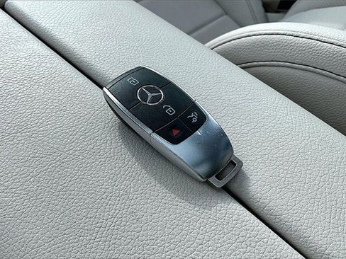 Certified 2022 Mercedes-Benz GLS 450 4MATIC image 39