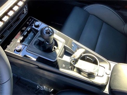 Used 2024 Porsche 911 Carrera GTS image 33