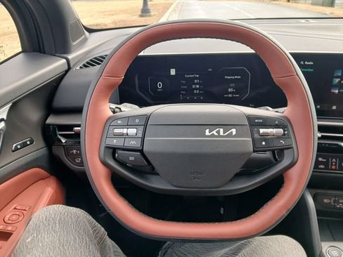 New 2026 Kia Sportage SX FWD image 34