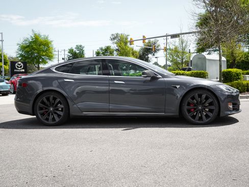 Used 2016 Tesla Model S P85D image 11