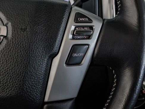 Used 2019 Nissan Titan PRO-4X image 16