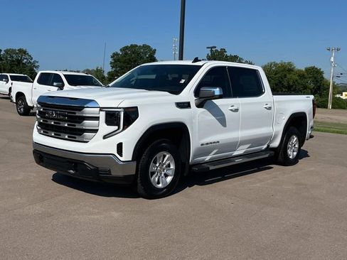 New 2025 GMC Sierra 1500 SLE w/ Preferred Package image 8