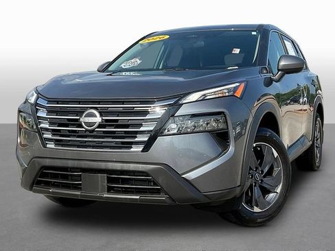Used 2026 Nissan Rogue SV FWD image 3