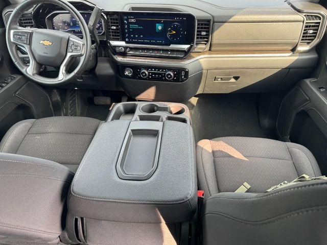 Used 2024 Chevrolet Silverado 1500 LT AWD/4WD image 14