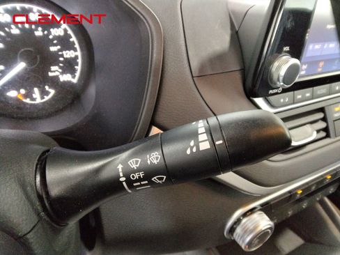 Used 2023 Nissan Altima 2.5 S image 15