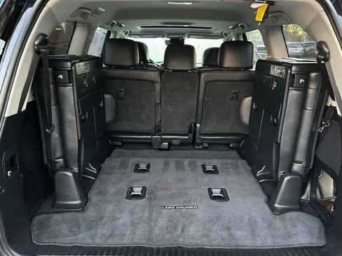Used 2016 Toyota Land Cruiser AWD/4WD image 19