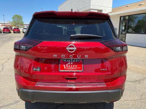 New 2026 Nissan Rogue SV w/ Cold Weather Package AWD/4WD image 4