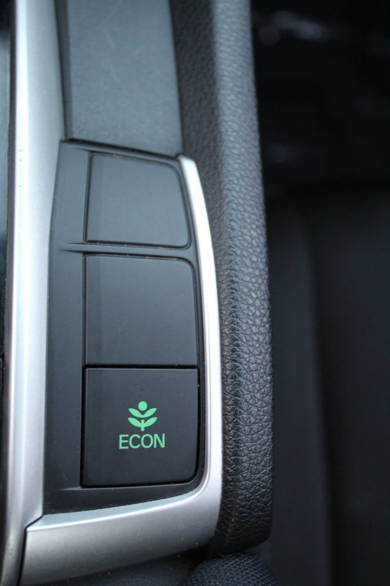 Used 2017 Honda Civic EX image 23