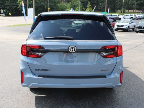 New 2026 Honda Odyssey Sport-L image 8