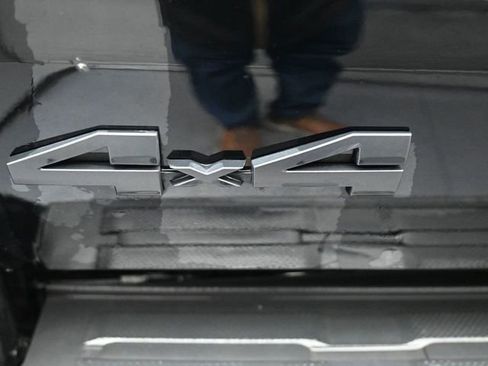 Used 2024 Toyota Tacoma TRD Off-Road image 30