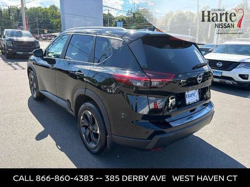 Certified 2024 Nissan Rogue SV w/ SV Premium Package AWD/4WD image 5