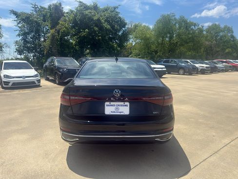 New 2026 Volkswagen Jetta SEL FWD image 6