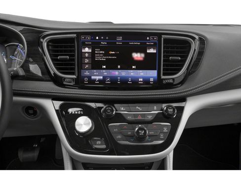 Used 2023 Chrysler Pacifica Touring-L FWD image 10