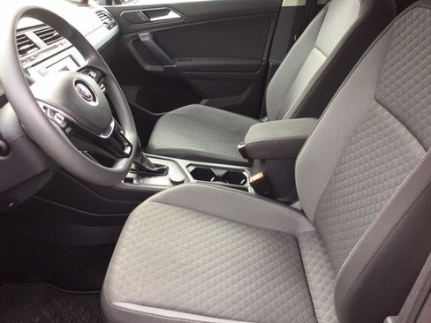 Used 2018 Volkswagen Tiguan S AWD/4WD image 20