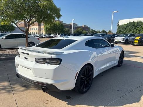 Used 2021 Chevrolet Camaro SS RWD image 5