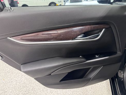Used 2015 Cadillac XTS Premium AWD/4WD image 34