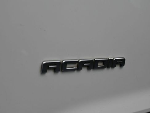 Used 2019 GMC Acadia SLE w/ Driver Alert Package I image 32