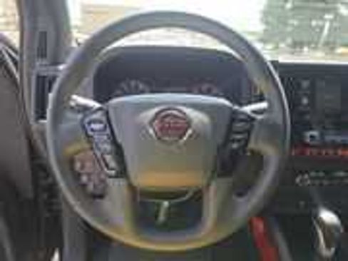 Used 2025 Nissan Frontier Pro-X RWD image 14