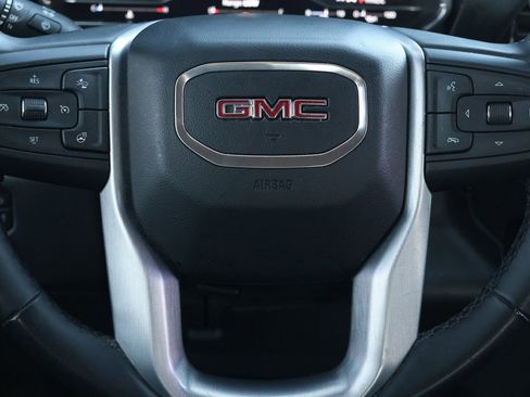 Used 2024 GMC Sierra 1500 SLT w/ X31 Off-Road Package image 17