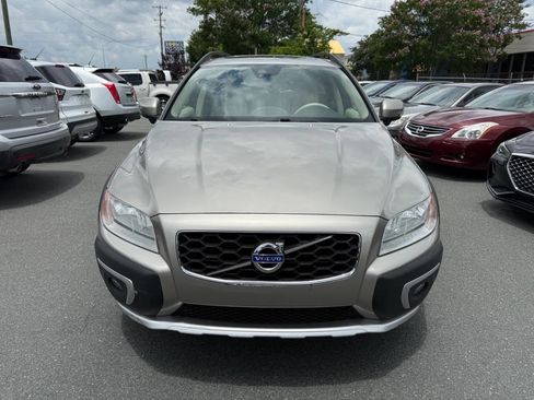 Used 2015 Volvo XC70 T6 Premier Plus AWD/4WD image 2