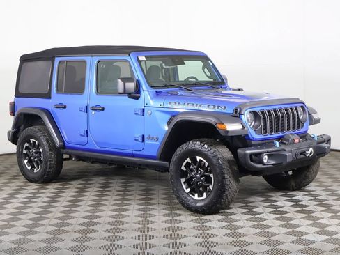 Used 2024 Jeep Wrangler Unlimited Rubicon 4xe w/ Capability Package AWD/4WD image 58