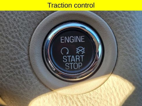 Used 2017 Ford Taurus SEL w/ Equipment Group 201A FWD image 18