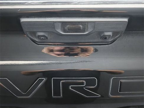 Used 2022 Chevrolet Silverado 1500 LT Trail Boss w/ Protection Package image 12