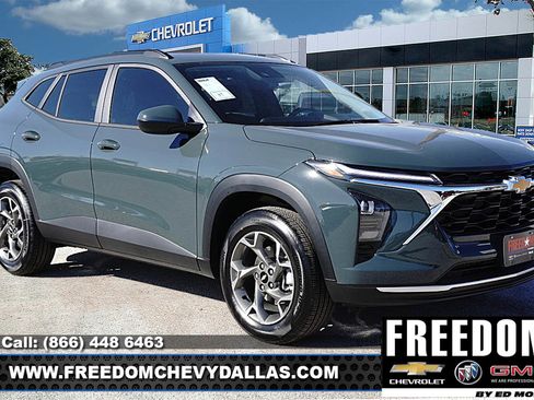 New 2026 Chevrolet Trax LT image 1