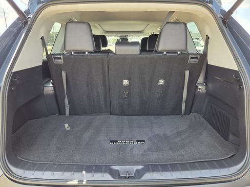 Used 2025 Toyota Grand Highlander FWD image 31