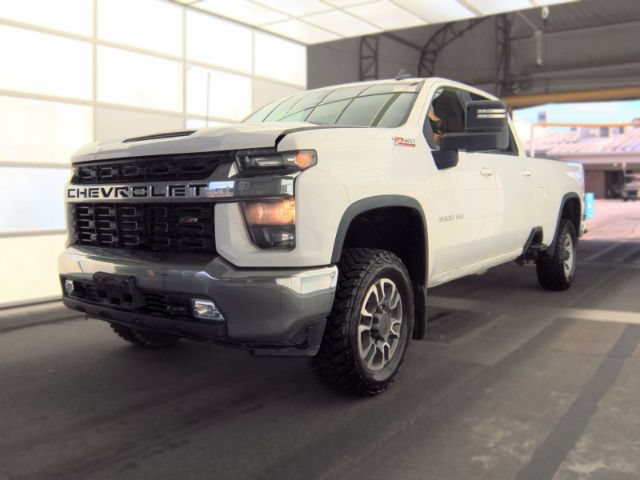 Used 2023 Chevrolet Silverado 3500 LT w/ Convenience Package AWD/4WD image 2
