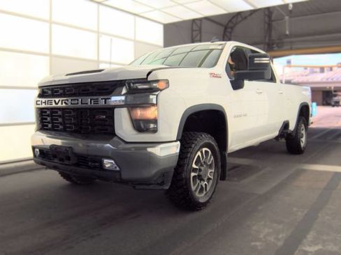 Used 2023 Chevrolet Silverado 3500 LT w/ Convenience Package AWD/4WD image 2
