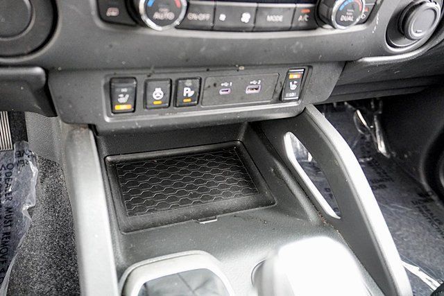 Certified 2024 Nissan Frontier SL w/ Technology Package RWD image 39