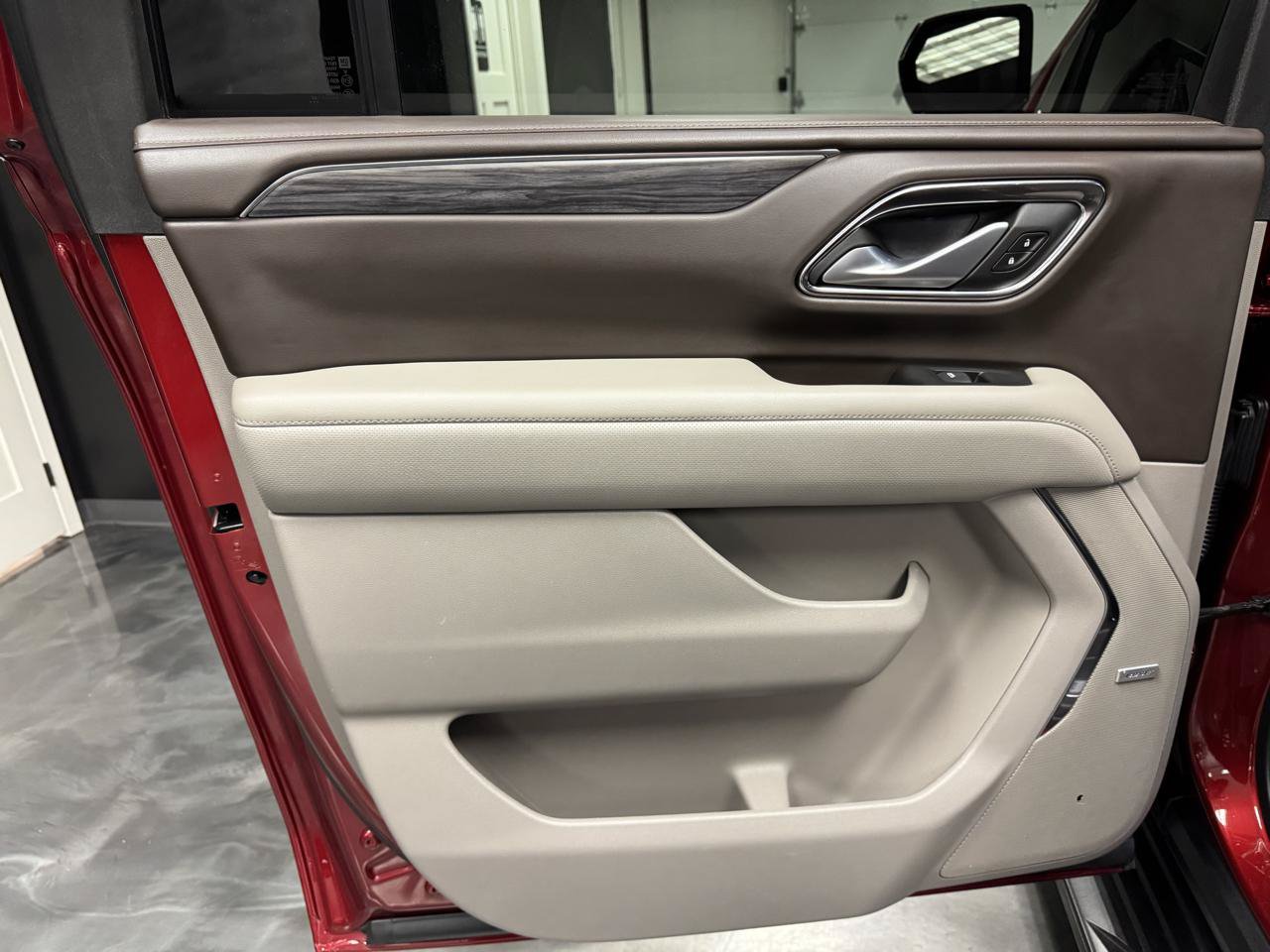 Used 2022 GMC Yukon XL SLT AWD/4WD image 29