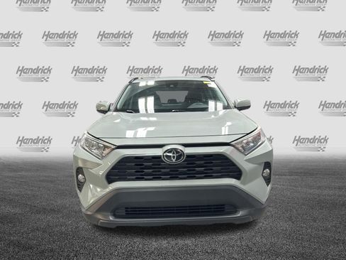 Used 2021 Toyota RAV4 XLE w/ Convenience Package FWD image 3