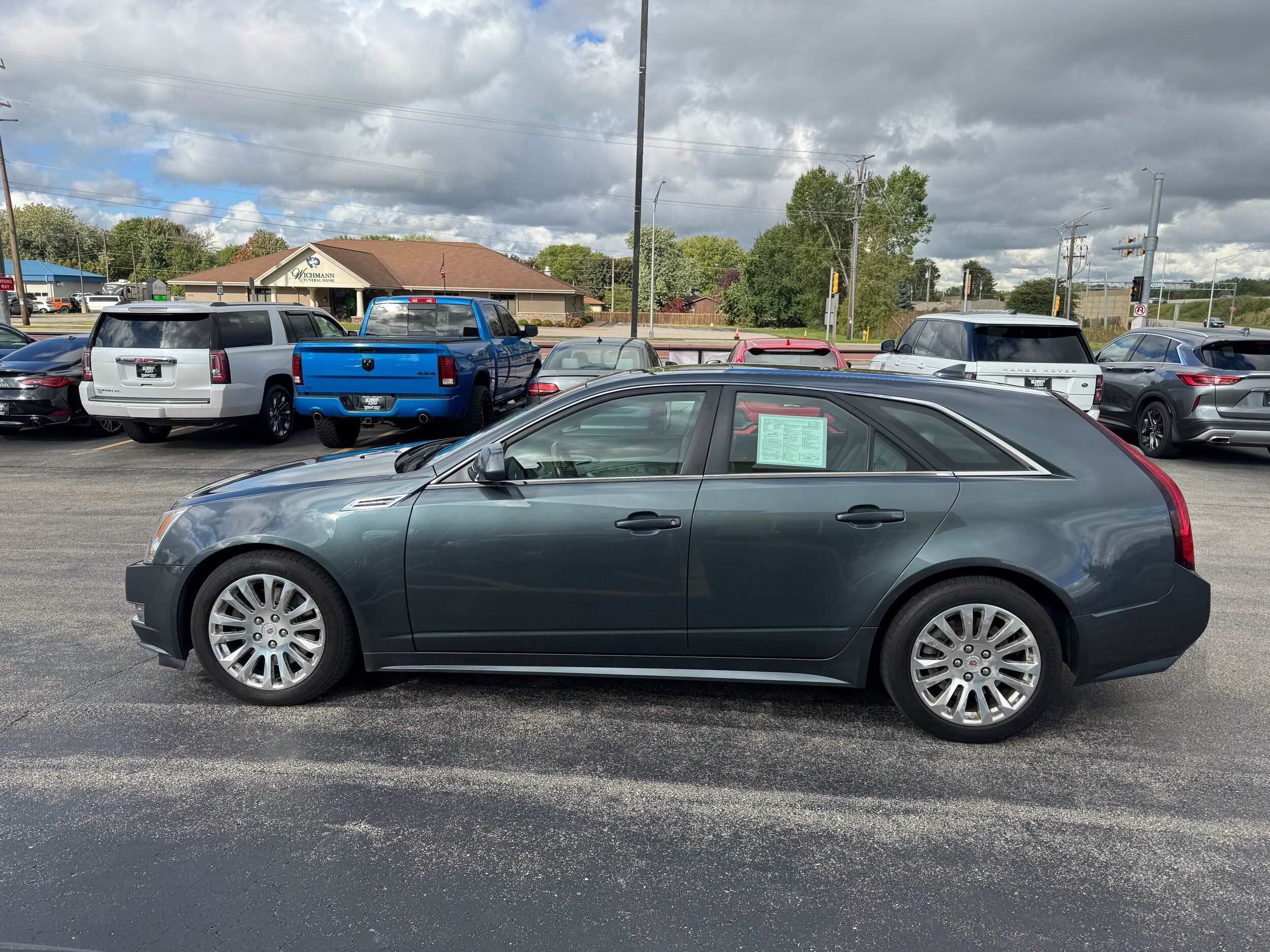 Used 2010 Cadillac CTS Performance w/ Performance Luxury Package AWD/4WD image 3