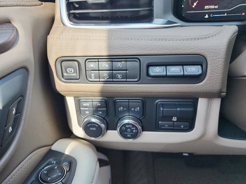 Certified 2024 GMC Yukon XL Denali w/ Max Trailering Package image 23