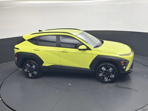 Used 2025 Hyundai Kona SEL AWD/4WD image 35
