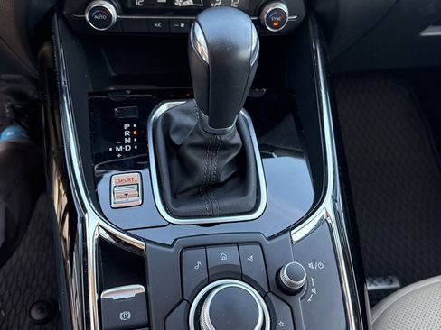 Used 2023 MAZDA CX-9 Touring image 15