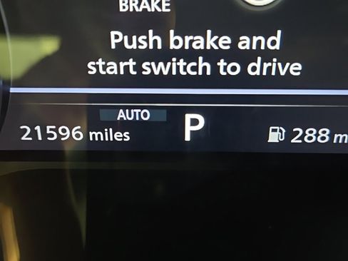 Used 2021 Nissan Rogue SL w/ Premium Package image 21