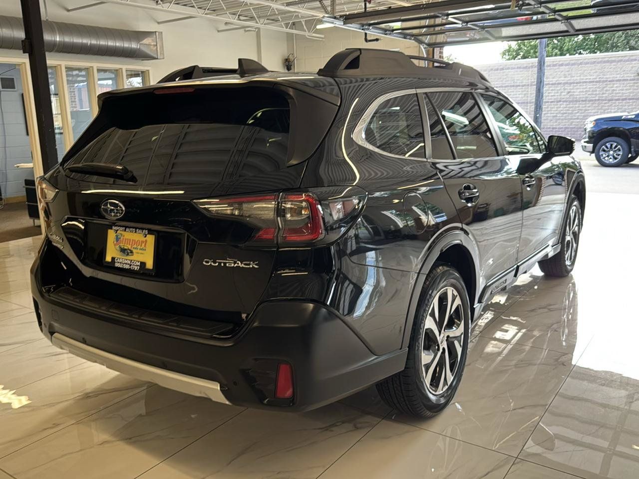 Used 2022 Subaru Outback Limited AWD/4WD image 4