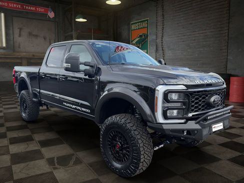New 2026 Ford F250 Lariat w/ Black Appearance Package AWD/4WD image 2