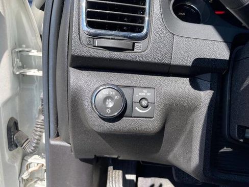 Used 2011 GMC Acadia SLT image 35