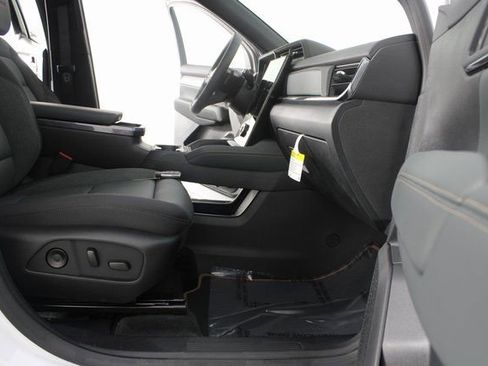 New 2026 GMC Terrain AT4 w/ Convenience Package III image 25