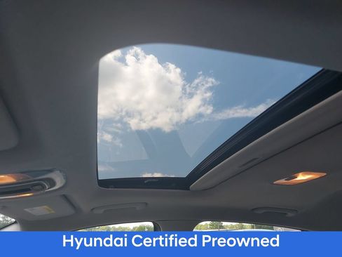 Certified 2025 Hyundai Elantra Limited FWD image 31