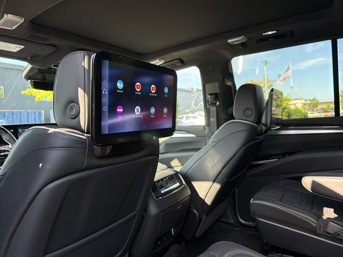 Used 2026 Cadillac Escalade V w/ LPO, ONYX Package AWD/4WD image 47