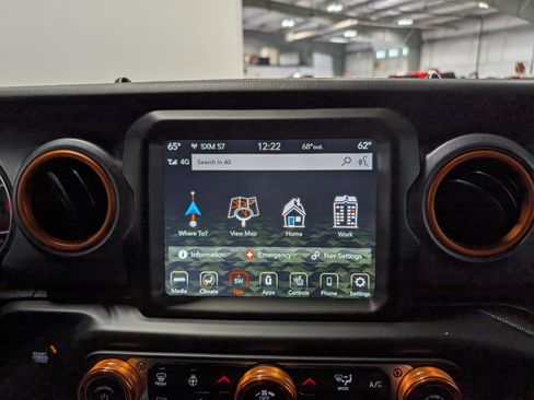 Used 2022 Jeep Gladiator Mojave w/ LED Lighting Group AWD/4WD image 24