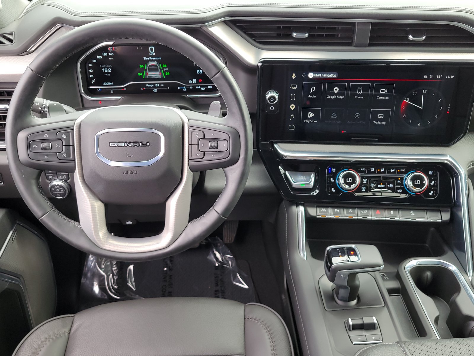 Used 2025 GMC Sierra 1500 Denali w/ Denali Reserve Package AWD/4WD image 11